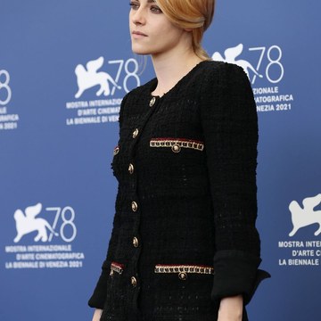 Kristen Stewart - Provocative and Androgynous Shoots in kristen stewart sexy legs the fappening blog 56.jpg - hidden celebrity photo